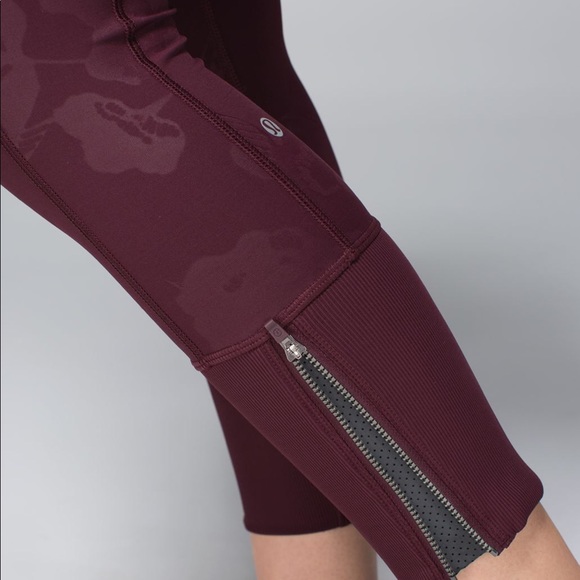 lululemon athletica Pants - Lululemon Rebel Runner Crop Inky Floral / Bordeaux